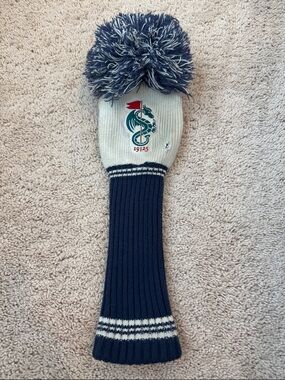 Vintage Monterrey Peninsula CC Knit Pom-Pom Headcover in Navy and Cream